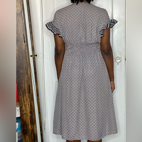 Dress - Picture 2 of 5